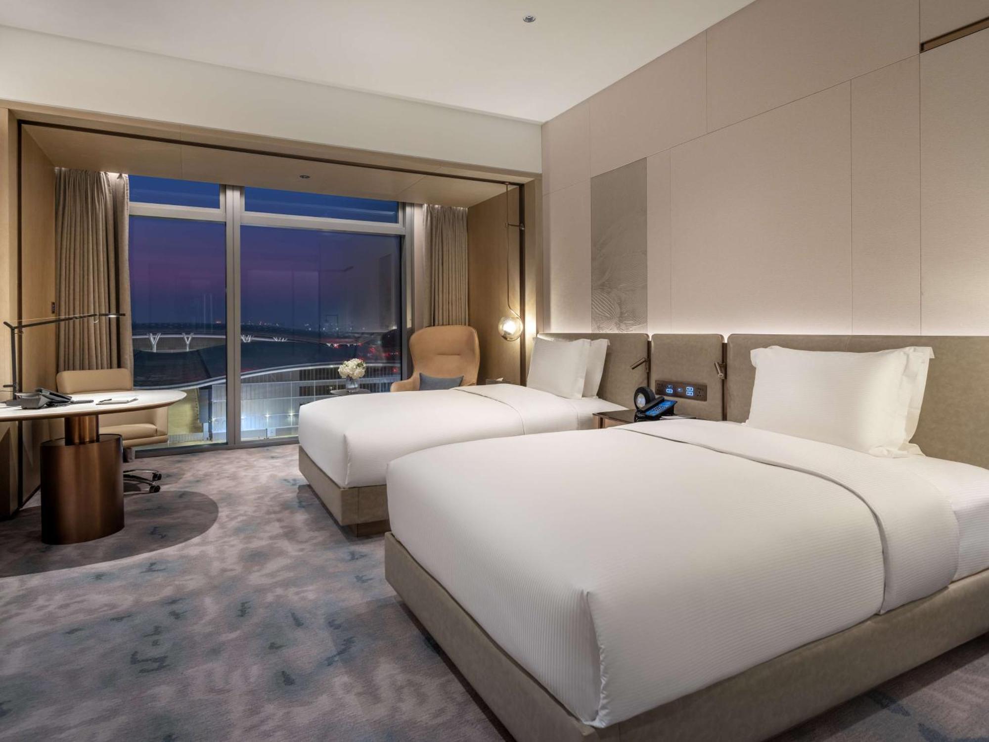 Hilton Shenzhen World Exhibition & Convention Center - Only 5 Minutes' Walk To Wecc Hotel Kültér fotó